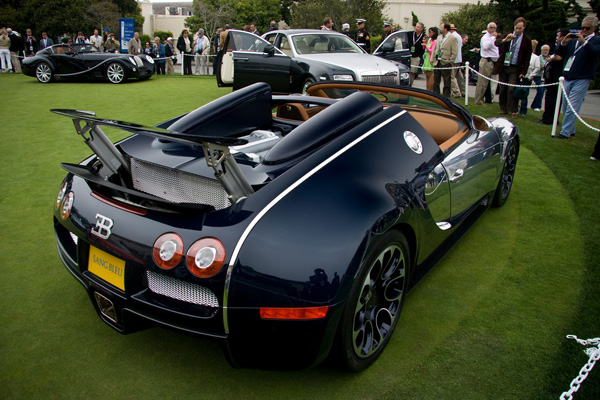 Bugatti Veyron 16.4 Grand Sport Sang Bleu. Bugatti Veyron Grand Sport